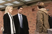 Ein neuer Fall bereitet Lilly (Kathryn Morris, l.) und Scott (Danny Pino, M.) Kopfzerbrechen ... Ein neuer Fall bereitet Lilly (Kathryn Morris, l.) und Scott (Danny Pino, M.) Kopfzerbrechen ...