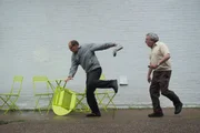 Wilson (Woody Harrelson, l.)