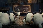 Um ihren geliebten Bauern wieder auf den Hof zur&uuml;ckzubekommen, m&uuml;ssen Shaun (M.) und seine Herde schnell kombinieren und als Team zusammenarbeiten, denn die Stadt ist f&uuml;r Schafe nicht der beste Ort ...