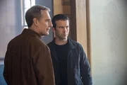 Versuchen alles, um den Mörder von Dr. Freddy Barlow und seine Freundin Pam Shore zu fassen: Pride (Scott Bakula, l.) und Lasalle (Lucas Black, r.) ... Versuchen alles, um den Mörder von Dr. Freddy Barlow und seine Freundin Pam Shore zu fassen: Pride (Scott Bakula, l.) und Lasalle (Lucas Black, r.) ...