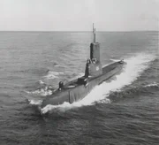 Das Bild zeigt die USS Quillback (SS-424), ein U-Boot der Tench-Klasse.