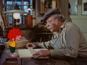 Pumuckl mit Meister Eder (Gustl Bayrhammer) in der Werkstatt.