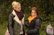 Lisa (Teresa Klamert) und Katharina Benninger (Carina Dengler).