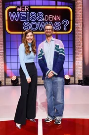 Die Kandidat:innen dieser Sendung: Die Entertainerin, Moderatorin und Schauspielerin Katrin Bauerfeind (l.) und der Moderator und Schauspieler Joko Winterscheidt (r.).