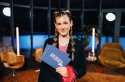 Kira Geiss moderiert das Miss Germany Halbfinale f&uuml;r die Wahl der neuen Miss Germany 2024.