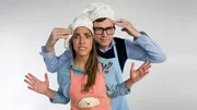 Bei &bdquo;Brot force &ndash; In der K&uuml;che mit Clarissa und Ralph&ldquo; m&uuml;ssen die beiden im Studio unter Zeitdruck ein Brot backen, sonst wird sich die Sendung innerhalb k&uuml;rzester Zeit selbst aufl&ouml;sen.