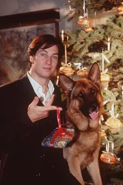 Tobias Moretti (Richie Moser). Tobias Moretti (Richie Moser).