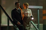 Detective William Murdoch (Yannick Bisson, l.), Dr. Julia Odgen (Helen Joy, r.)