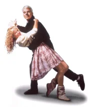 Ein T&auml;nzchen in Ehren kann niemand verwehren: C. D. Bales (Steve Martin, r.) und Roxanne (Daryl Hannah, l.)