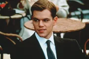 Als talentierter L&uuml;gner findet Tom Ripley (Matt Damon) sich m&uuml;helos in seine neue Rolle hinein ..._Titel: Der talentierte Mr. Ripley