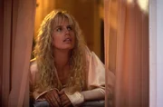 Als Astronomie-Studentin beobachtet Roxanne Kowalski (Daryl Hannah) gerne die Sterne. Sie ahnt nicht, dass ihr bald ein Missgeschick passieren wird.