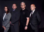 V.l.: Michelle Stoten, Daniel Stoten, Paul Clark, Greig Avery  Die Verwendung des sendungsbezogenen Materials ist nur mit dem Hinweis und Verlinkung auf RTL+ gestattet.; V.l.: Michelle Stoten, Daniel Stoten, Paul Clark, Greig Avery  Die Verwendung des sendungsbezogenen Materials ist nur mit dem Hinweis und Verlinkung auf RTL+ gestattet.