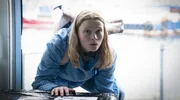 Astrid Jakobson (Ines Høysæter Asserson) ist von zu Hause abgehauen. Astrid Jakobson (Ines Høysæter Asserson) ist von zu Hause abgehauen.