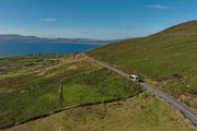 Der Ring of Kerry ist Irlands sch&ouml;nste Panoramastra&szlig;e. Sie f&uuml;hrt &uuml;ber 180 Kilometer rund um die Iveragh-Halbinsel im S&uuml;dwesten des Landes.