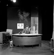 Hugo Portisch bei der ORF-&Uuml;bertragung der Mondlandung.