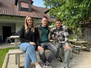 Auch Angeh&ouml;rige sind von der Depression eines Familienmitgliedes mitbetroffen und m&uuml;ssen ebenfalls lernen, mit der Erkrankung umzugehen. Rechts: Moderator Frank Seibert.