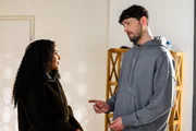 Mika (Daniel Noah) gibt Imani (F&eacute;r&eacute;ba Kon&eacute;) das Gef&uuml;hl, dass er mit der Situation cool ist.