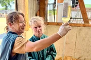 Tier&auml;rztin Anna-Lena f&uuml;hrt ihre eigene Praxis und bildet immer wieder Studierende aus.