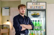 Aaron Mahler (Nikolay Sidorenko) ist der Koch im &sbquo;Chez Olivier&lsquo;. Er und Gesch&auml;ftsf&uuml;hrer Oliver Berg hatten Streit.