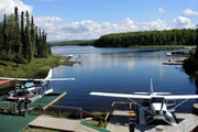F&uuml;r Wasserflugzeuge in Alaska ist jeder See auch ein Flughafen.