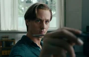 Kurt Barnert (Tom Schilling)