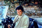 Peter Falk (Insp. Columbo). Peter Falk (Insp. Columbo).