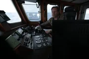 Captain Sig Hansen maneuvers the Northwestern back to Dutch Harbor after a devastating electrical fire.
