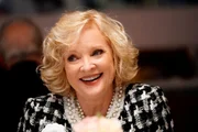 Lena Janko (Christine Ebersole).