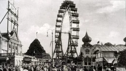 Ewig dreht sich das Riesenrad.