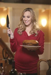 Susans Tochter Julie (Andrea Bowen) kommt überraschend zu Besuch - hochschwanger ... Susans Tochter Julie (Andrea Bowen) kommt überraschend zu Besuch - hochschwanger ...