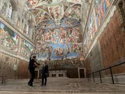 Kameramann Moritz Frisch und Kunsthistoriker Prof. Guido Cornini.