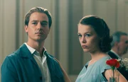 Tom Schilling (Kurt Barnert), Paula Beer (Ellie Seeband)