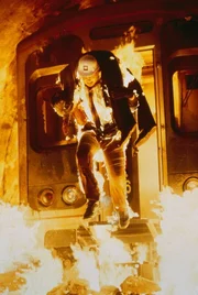 F&uuml;r die Feuerwehr ist der Kampf gegen das Feuer etwas ganz anderes als der Kampf gegen Lava ...