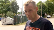 Stephan (44) aus Bremerhaven bleibt unterdessen auf Jobsuche. Auch wenn sich das Thema Bundeswehr erledigt hat, hält er an seinem Wunsch fest, bei der Nord-West-Bahn zu arbeiten. Stephan (44) aus Bremerhaven bleibt unterdessen auf Jobsuche. Auch wenn sich das Thema Bundeswehr erledigt hat, hält er an seinem Wunsch fest, bei der Nord-West-Bahn zu arbeiten.