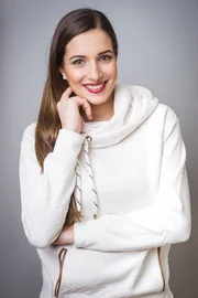 Saliha "Sally" &Ouml;zcan.