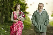 Martin (Fabrice Luchini) genie&szlig;t die zuf&auml;lligen Begegnungen und Spazierg&auml;nge mit der sch&ouml;nen Gemma (Gemma Arterton) durch die malerische Landschaft der Normandie