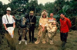 Komikertruppe Monty Python: John Cleese (l.), Terry Gilliam, Graham Chapman (2.v.l.), Eric Idle (m.), Michael Palin und Terry Jones (r.).
