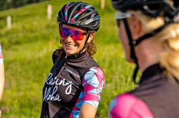 Racing Aloha Triathletin Anna Buhmann.
