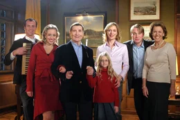 Tamasso Huber, Nina Proll, Freddy Quinn, Lili Hering (vorne), Katja Weitzenb&ouml;ck, Pierre Besson, Gaby Dohm.