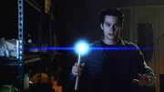 Stiles (Dylan O'Brien) taucht nach zwei Tagen endlich wieder auf. Er kann sich aber nicht erinnern, was er in der Zeit getan hat oder wo er war. Kurz darauf h&auml;ufen sich schwere Unf&auml;lle in Beacon Hills.