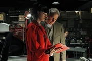 Ermitteln in einem neuen Fall: Gibbs (Mark Harmon, r.) und Abby (Pauley Perette, l.) ...