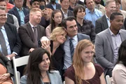 Claire Dunphy (Julie Bowen), Phil Dunphy (Ty Burrell)