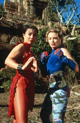 Ming-Na Wen (Chun-Li), Kylie Minogue (Cammy).