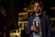 Chet (Aziz Ansari)