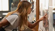 Schaut genau hin: Kaitlin Olson als Morgan Gillory
