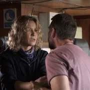 Freya (Connie Nielsen) hat Gerards (Dougray Scott) illegale Kurs&auml;nderung entdeckt.