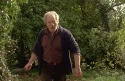 Jonah Bloxham (Ian Hogg) verteidigt sein Eigentum bis aufs Blut... Jonah Bloxham (Ian Hogg) verteidigt sein Eigentum bis aufs Blut...