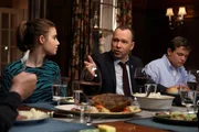 Sami Gayle als Nicky Reagan-Boyle, Donnie Wahlberg als Danny Reagan, Andrew Terraciano als Sean Reagan.