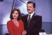 Jane Spencer (Priscilla Presley, l.); Quentin Hapsburg (Robert Goulet, r.)