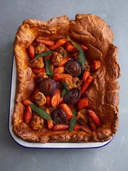 Yorkshire-Pudding mit Gem&uuml;se.